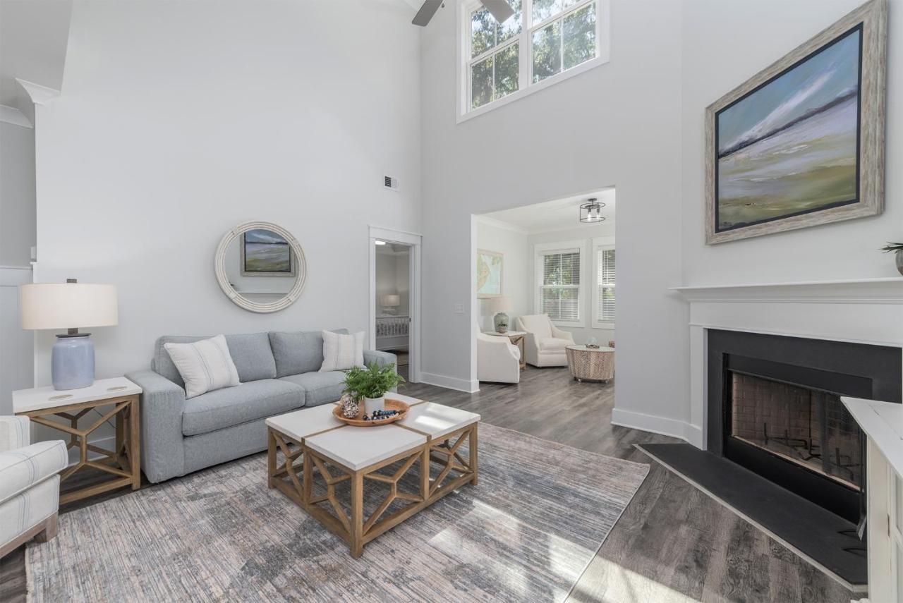 Luxury Beach House W/ Backyard Oasis. Heated Pool. 힐튼 헤드 아일랜드 외부 사진