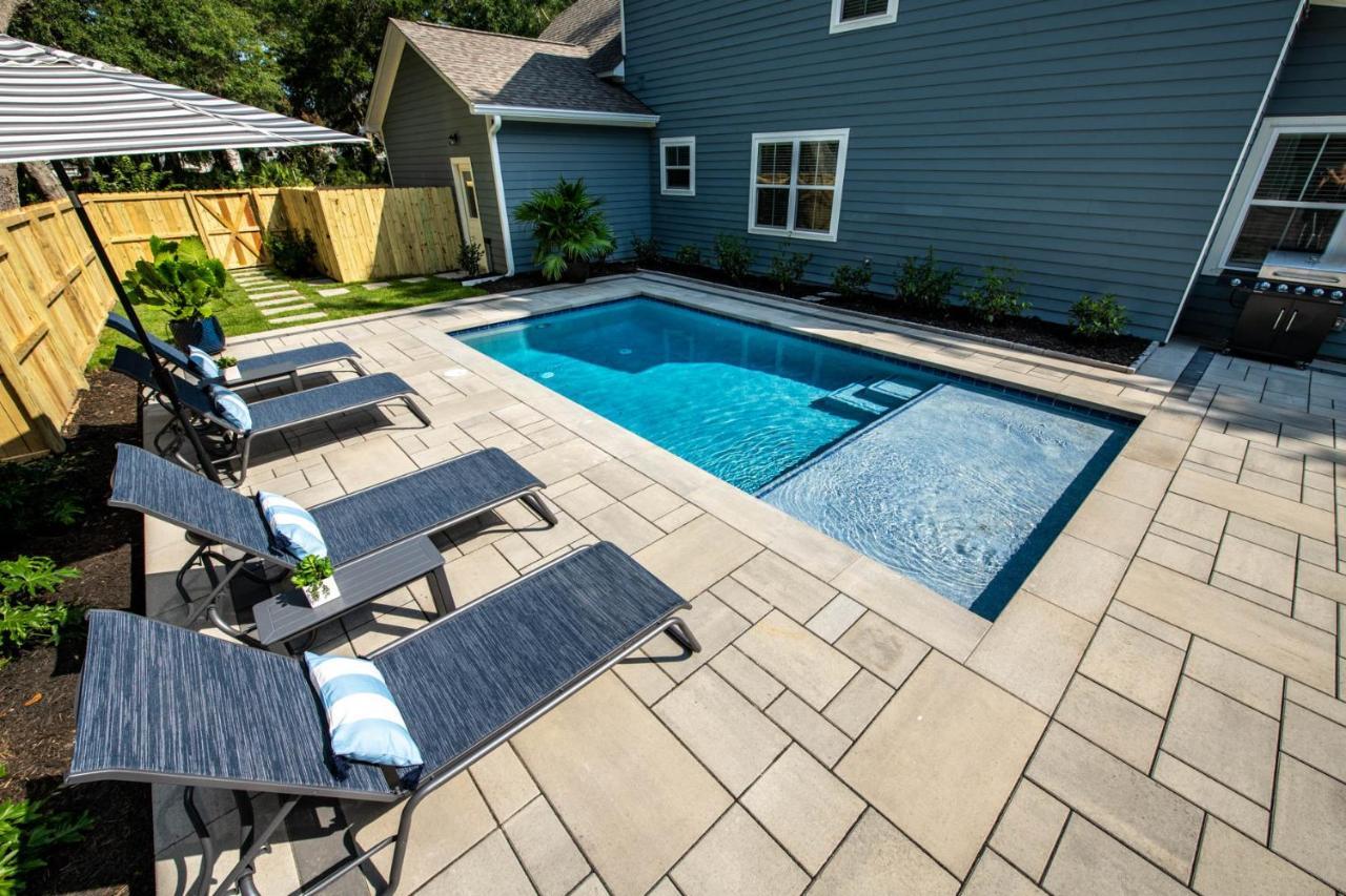 Luxury Beach House W/ Backyard Oasis. Heated Pool. 힐튼 헤드 아일랜드 외부 사진